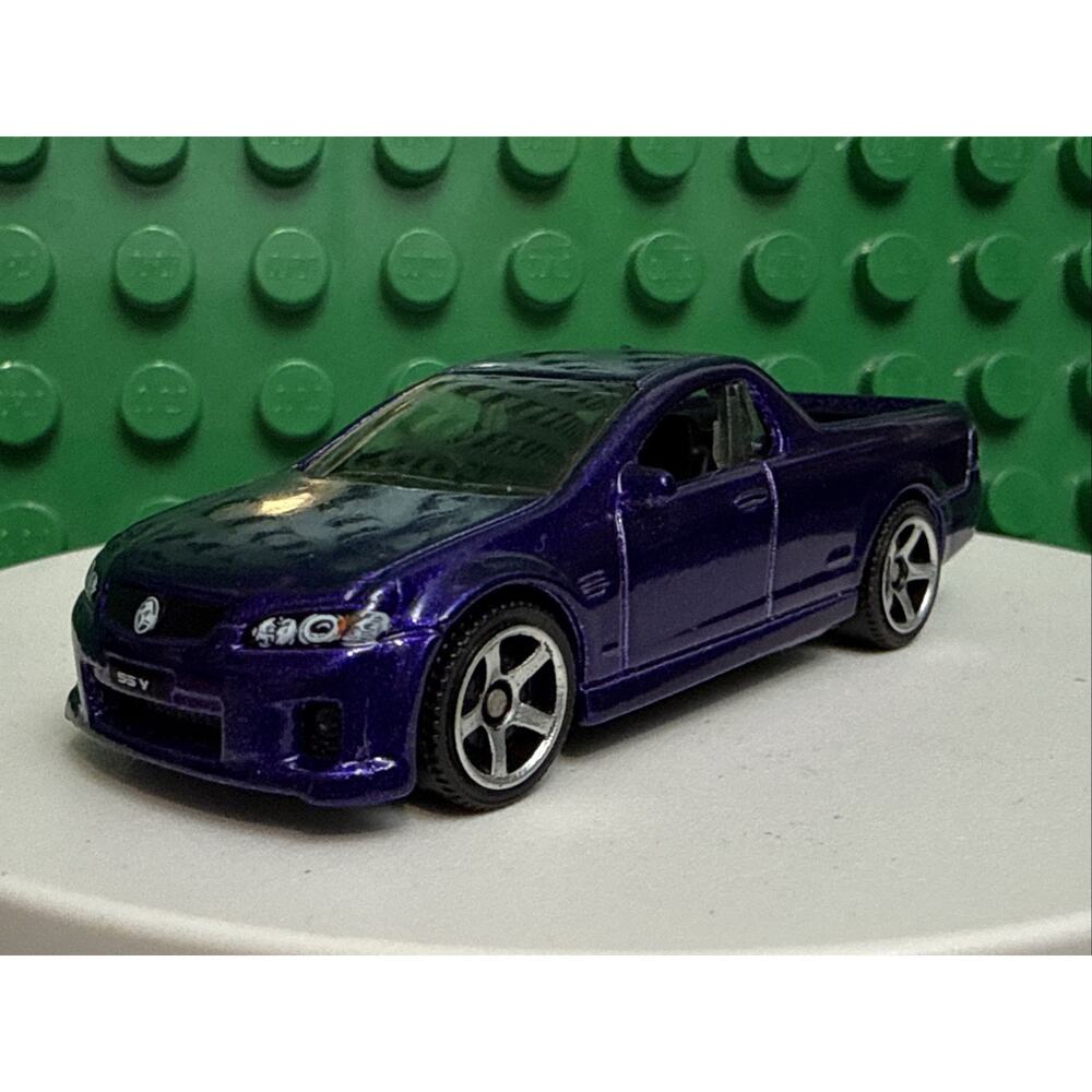 Matchbox Holden Purple Pickup Truck UTE SSV 2010 Toy Diecast Vehicle